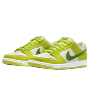 Nike SB Dunk Low Green Apple