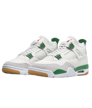 Jordan 4 Retro SB Pine Green